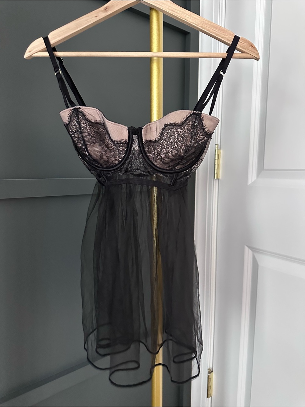 Victoria Secret Sheer Black Lace Babydoll Chemise with Nude Lining Size 34D